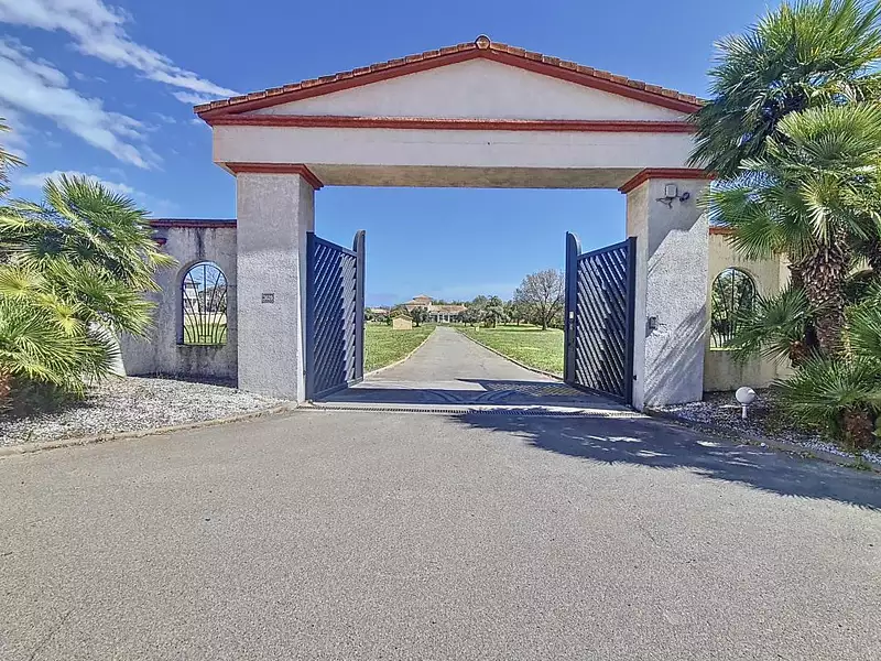Maison, 420 m²