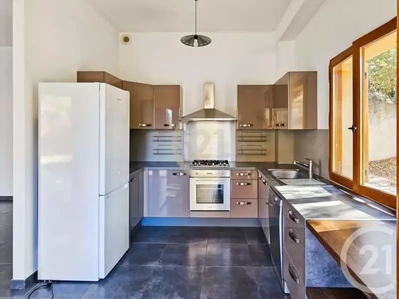 Maison, 222,2 m²