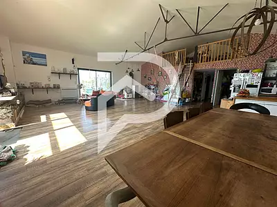 Maison, 200 m²