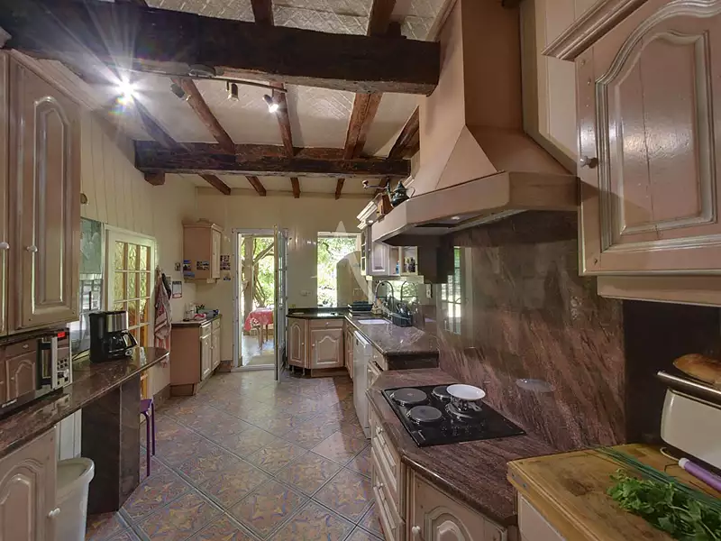 Maison, 400 m²