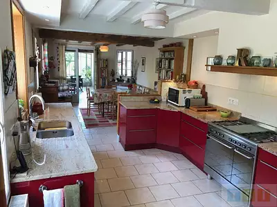 Maison, 215 m²