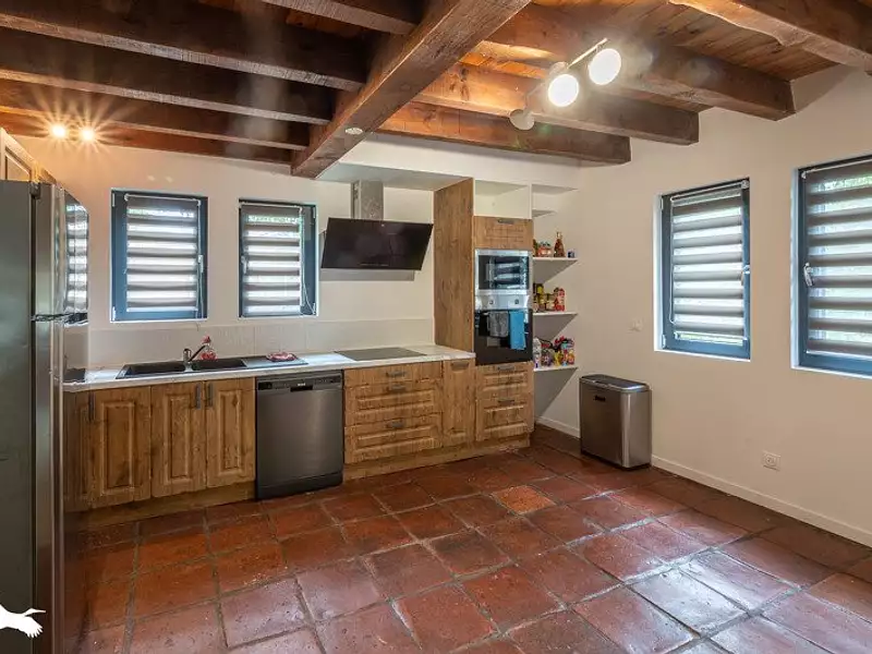 Maison, 345 m²