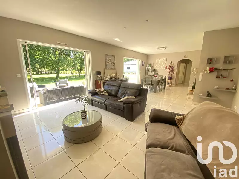 Maison, 151 m²