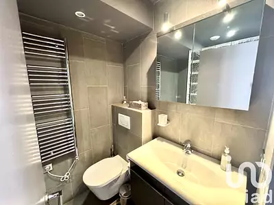 Maison, 221 m²
