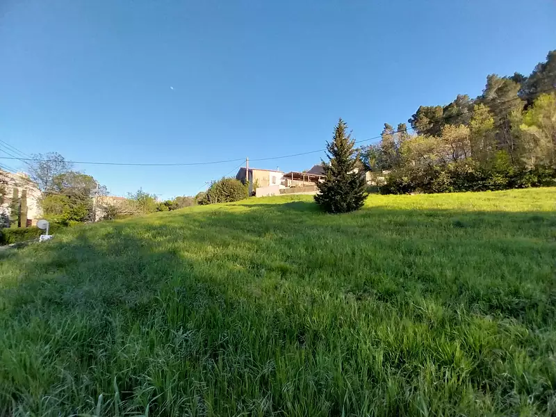 Terrain, 2 354 m²