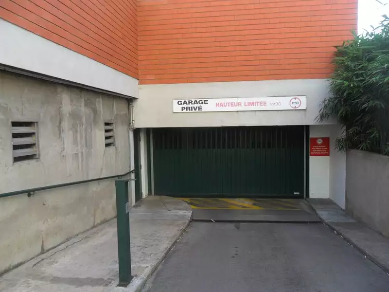 Parking, 13 m²