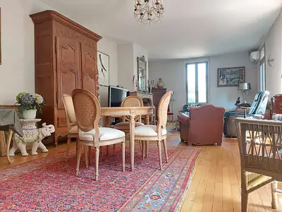 Maison, 198 m²