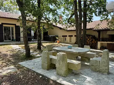 Maison, 280 m²