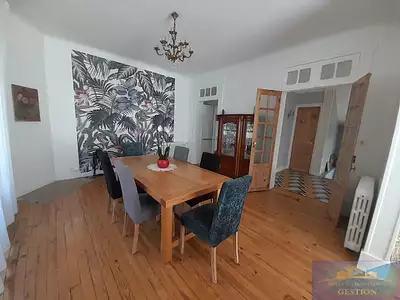 Maison, 236 m²
