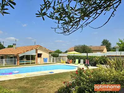 Maison, 166 m²
