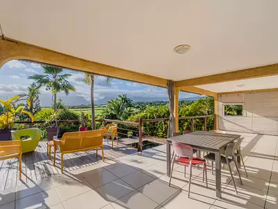 Maison, 225 m²