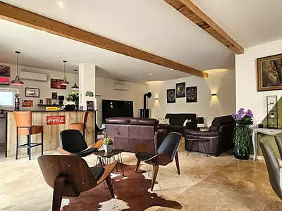 Maison, 251 m²