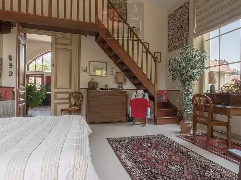 Maison, 370 m²