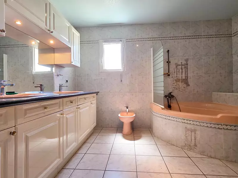 Maison, 150 m²