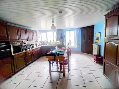 Maison, 210 m²