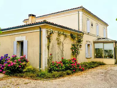 Maison, 268 m²