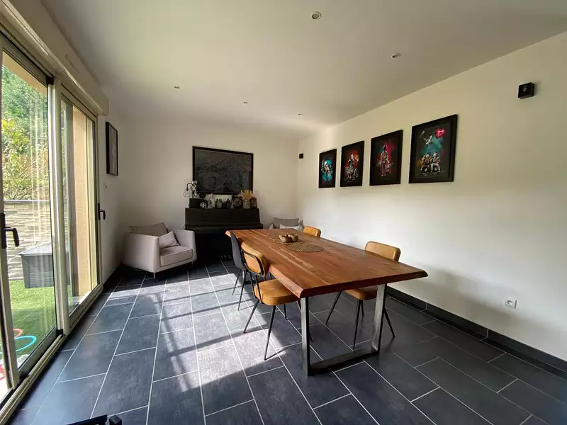 Maison, 170 m²