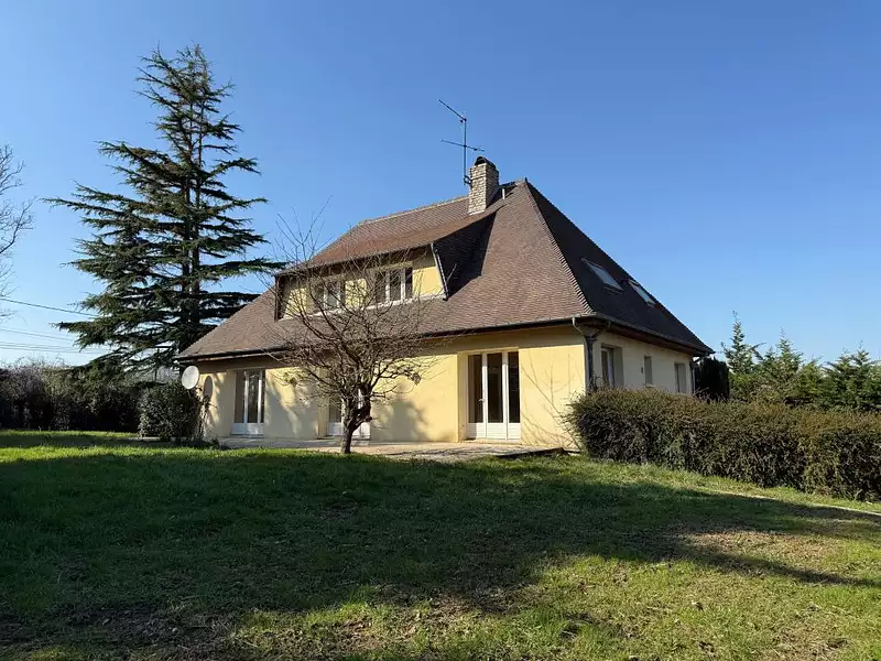 Maison, 168 m²