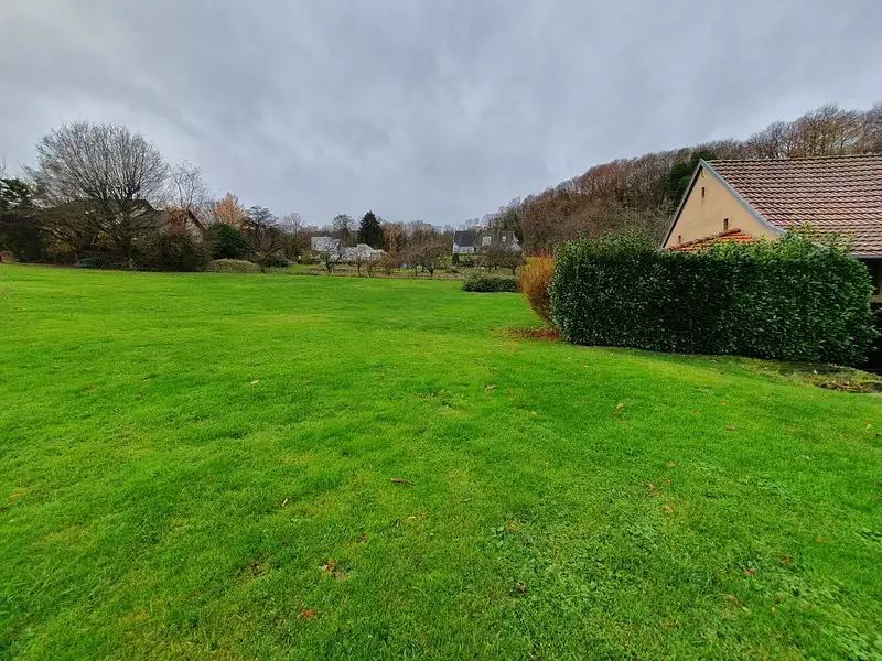 Terrain, 751 m²