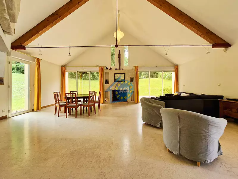 Maison, 360 m²