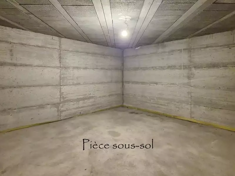 Maison, 230 m²