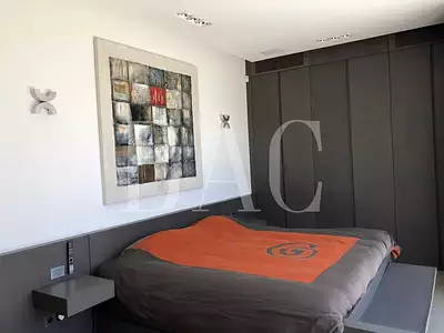 Maison, 250 m²