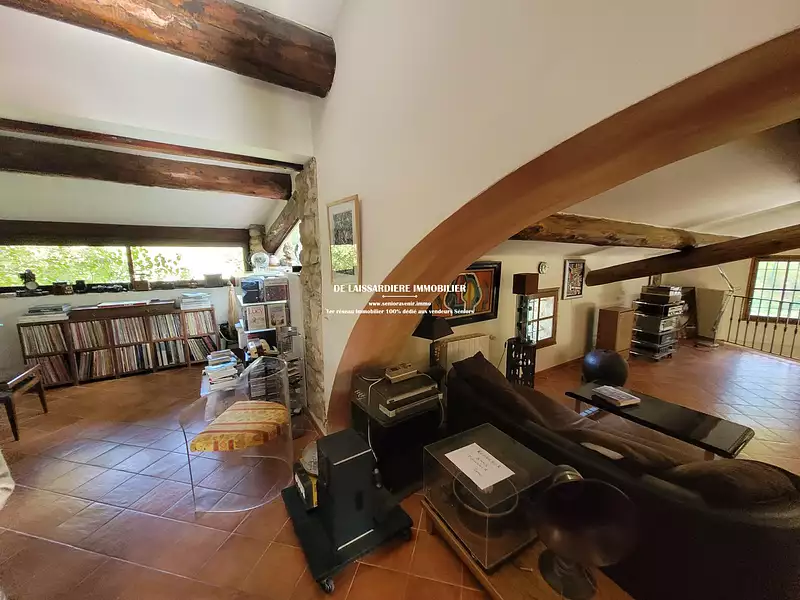 Maison, 260 m²