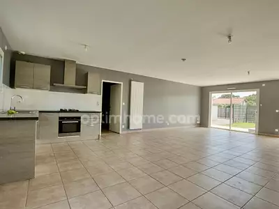 Maison, 114 m²