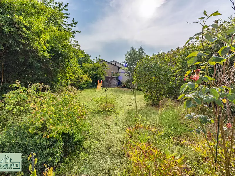 Maison, 180 m²