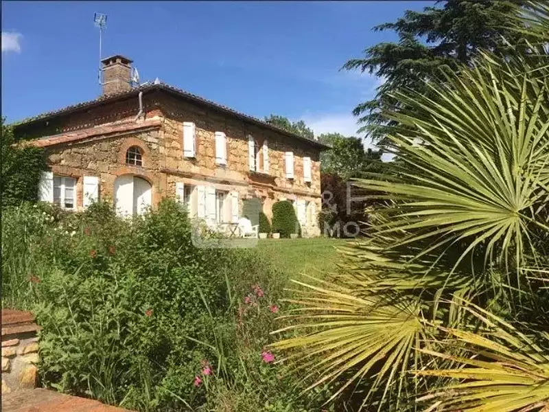 Maison, 243 m²