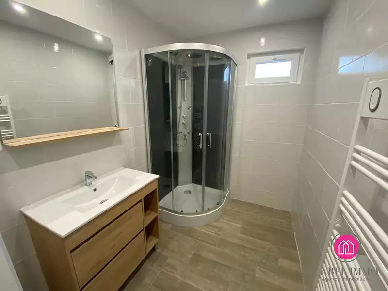 Maison, 94 m²