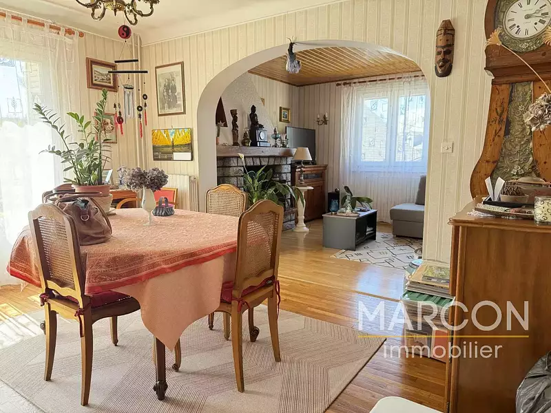 Maison, 143 m²