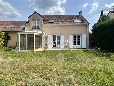Maison, 169 m²