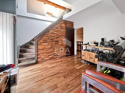 Maison, 225 m²