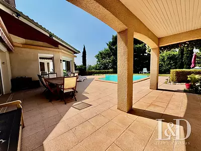 Maison, 313 m²