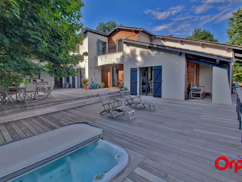 Maison, 356 m²