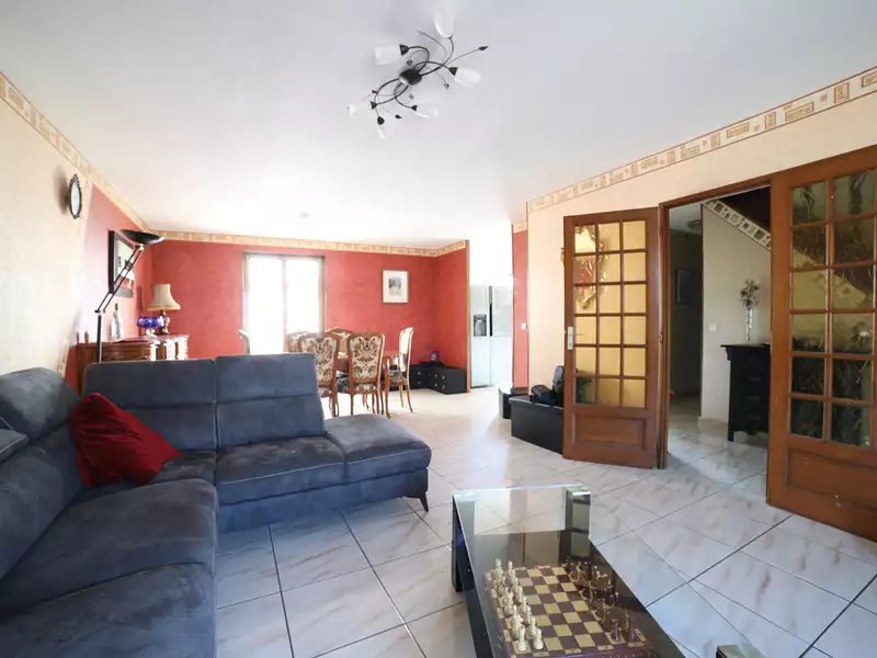 Maison, 142 m²