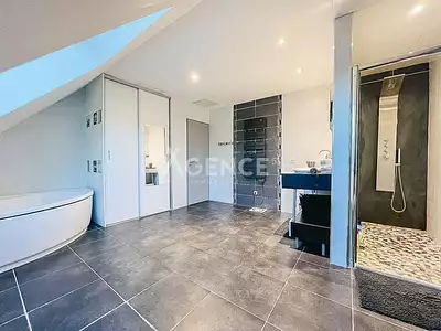Maison, 155 m²