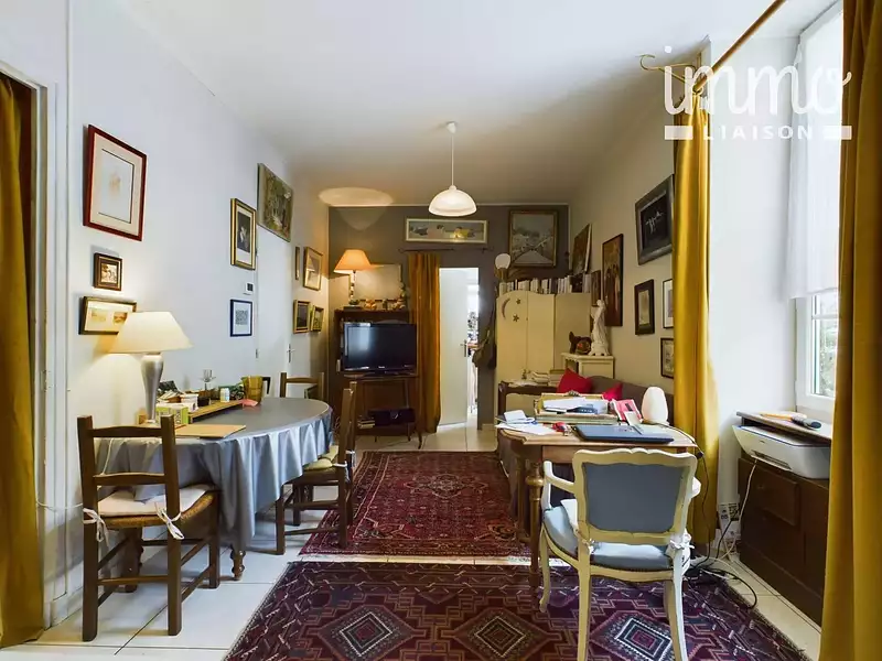 Immeuble, 226,1 m²