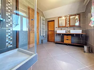 Maison, 162 m²