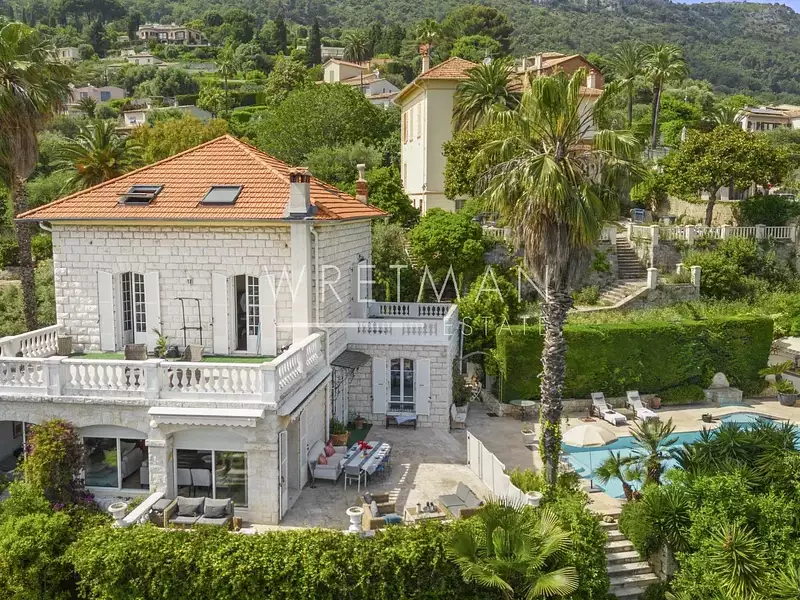 Maison, 240 m²