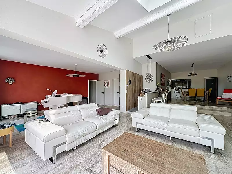 Maison, 390 m²