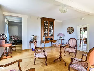 Maison, 280 m²
