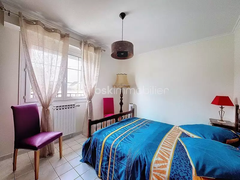 Maison, 208 m²