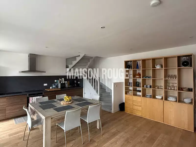 Maison, 355 m²