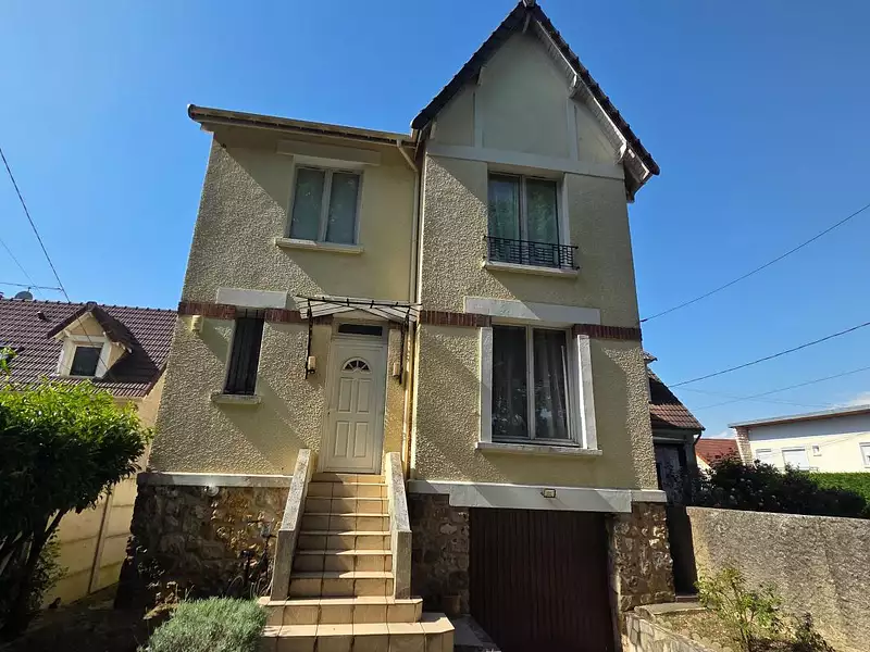 Maison, 93 m²