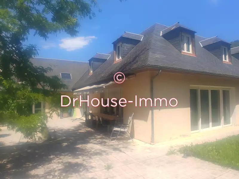 Maison, 350 m²