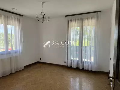 Maison, 639 m²