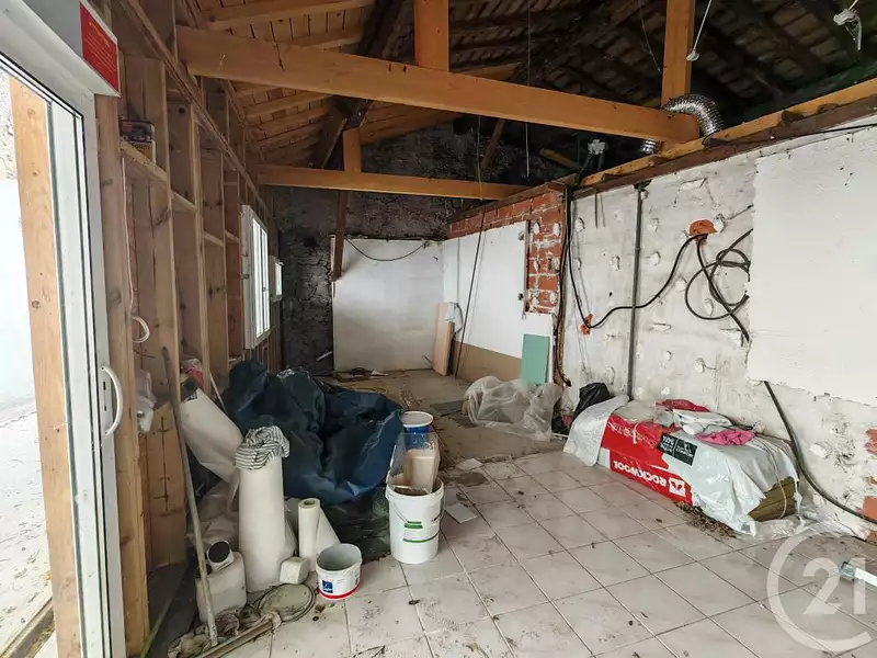 Immeuble, 281 m²