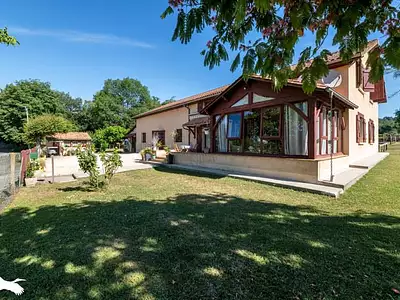 Maison, 196 m²
